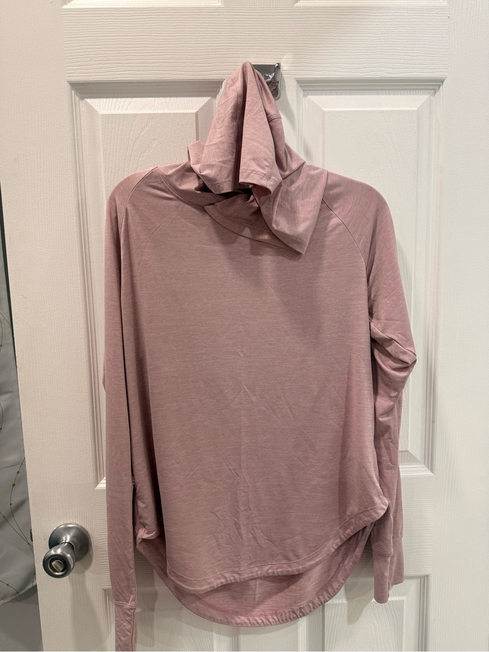 Women's Dusty Rose Hooded Long-Sleeve Top